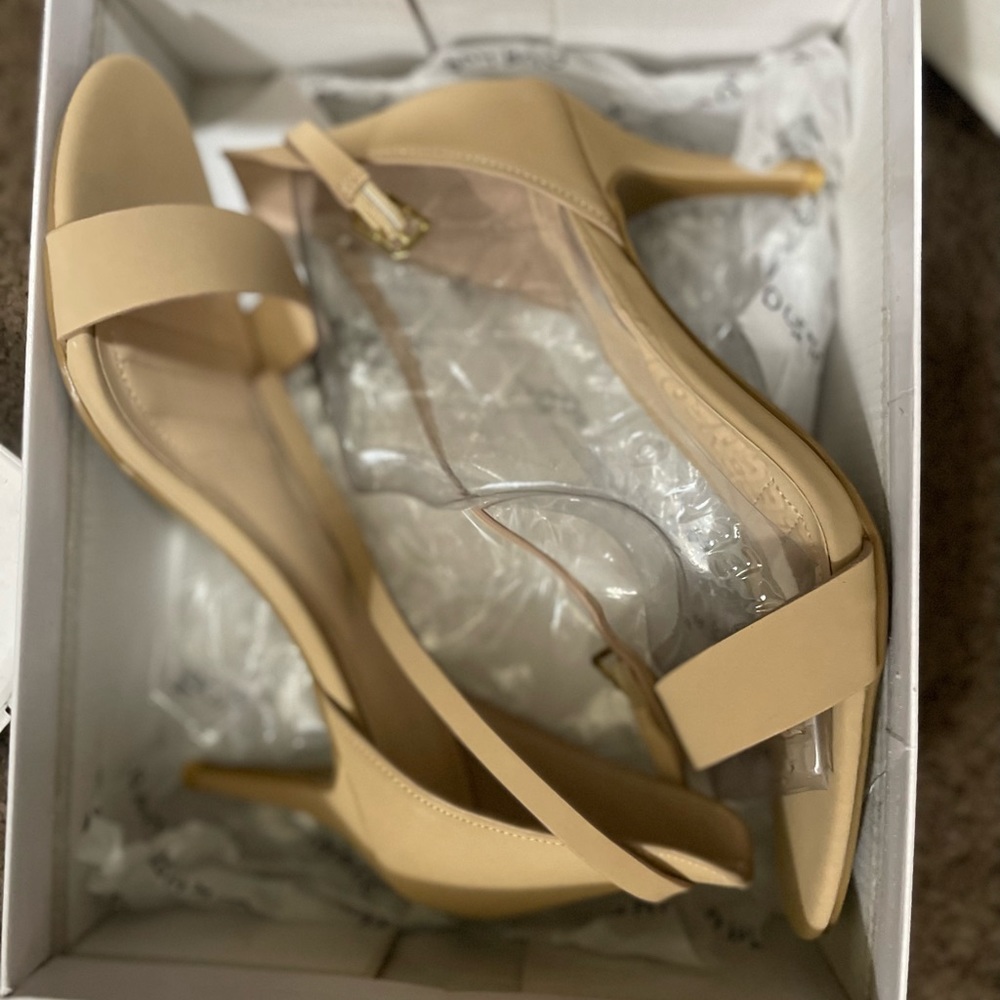 Brand new nude heels